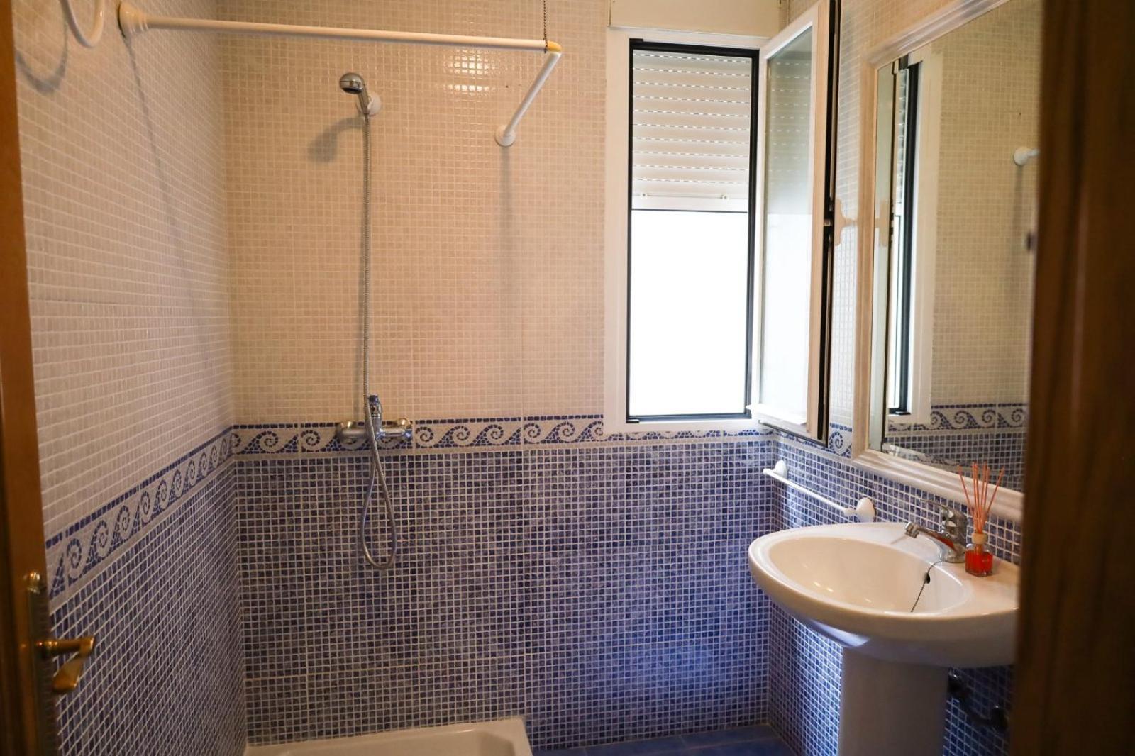 Apartamento Hospedium Dlj Arjona Centro I Exterior foto